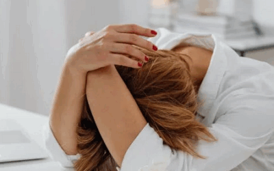 Techniques de régulation émotionnelle en TCC pour les patients anxieux en ligne