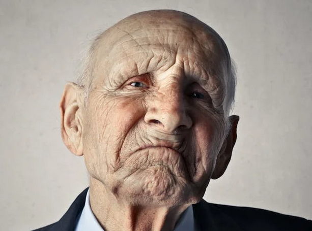 Traitement des troubles anxieux chez les seniors par TCC