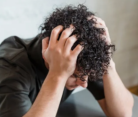 la psychanalyse aide à surmonter les dépendances comportementales