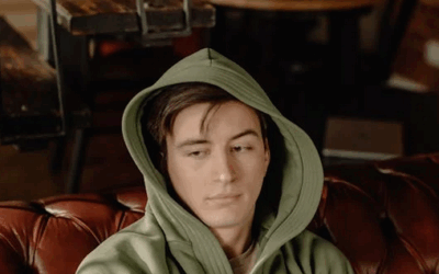 Techniques psychanalytiques pour aider à dépasser les traumatismes infantiles en ligne